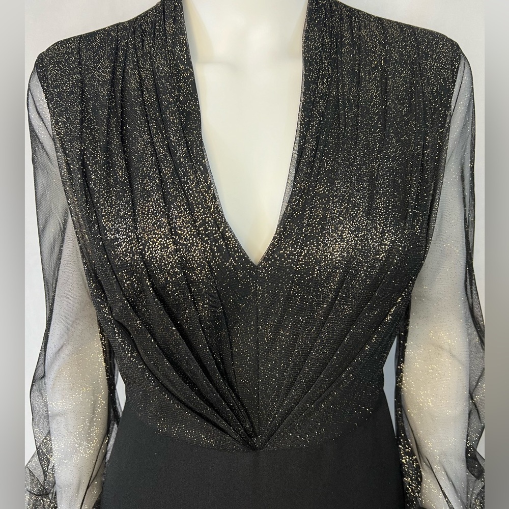 BADGLEY MISCHKA.NWT.Long Sleeve Crepe Sheath dress. Foiled Tulle Mesh Design.4 - Picture 10 of 16